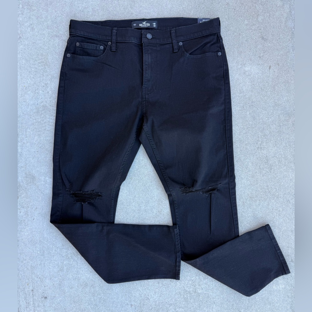 NEW Hollister Men’s Skinny Distressed Jeans (36 x 32)